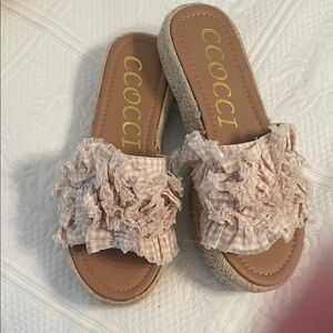 CCOCCI Women's Cream Ruffle Espadrille Slides